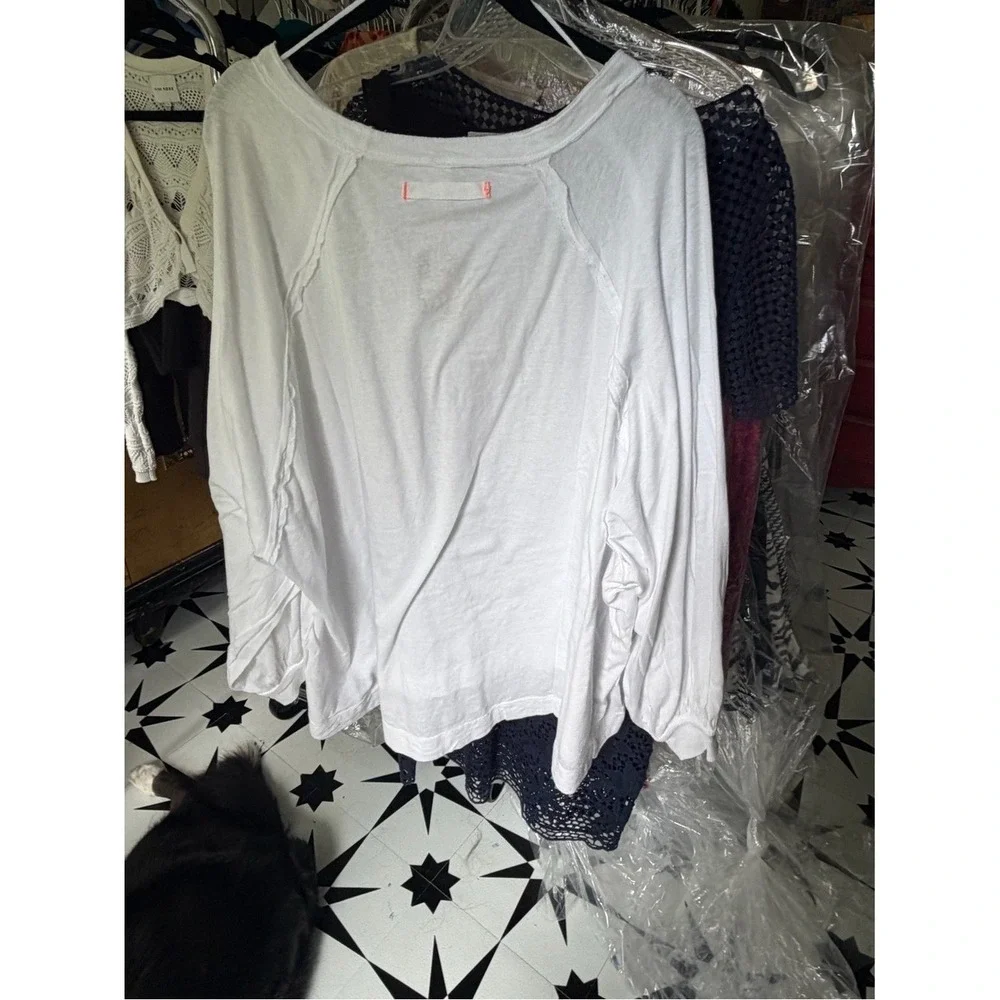 We The Free Free People White‎ Raglan Seam Long Sleeve Top Small NWT